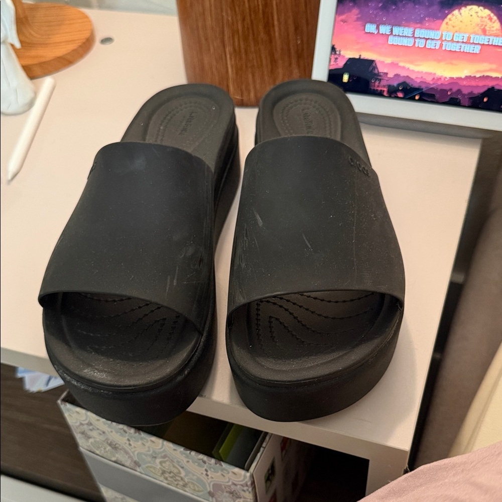 CROCS Black Platform Slide Sandals
